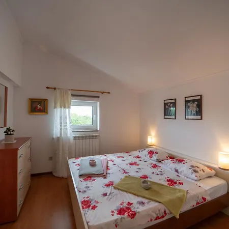 Apartment Apartment Sabrina Nearby Porec Kukci
