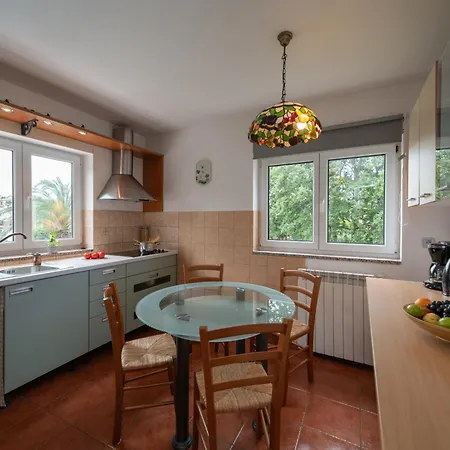 Apartment Sabrina Nearby Porec Apartment *